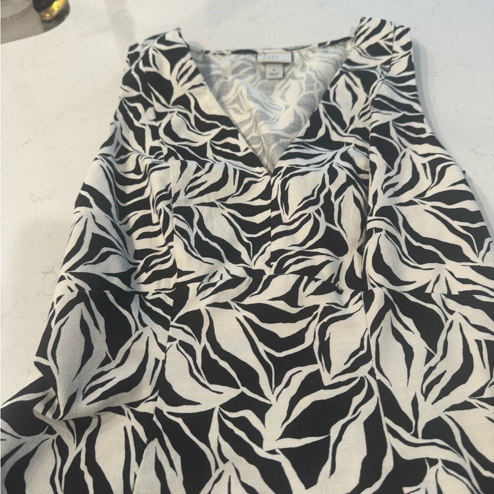 a New Day Leaf Pattern Dress, with pockets - Picture 6 of 11